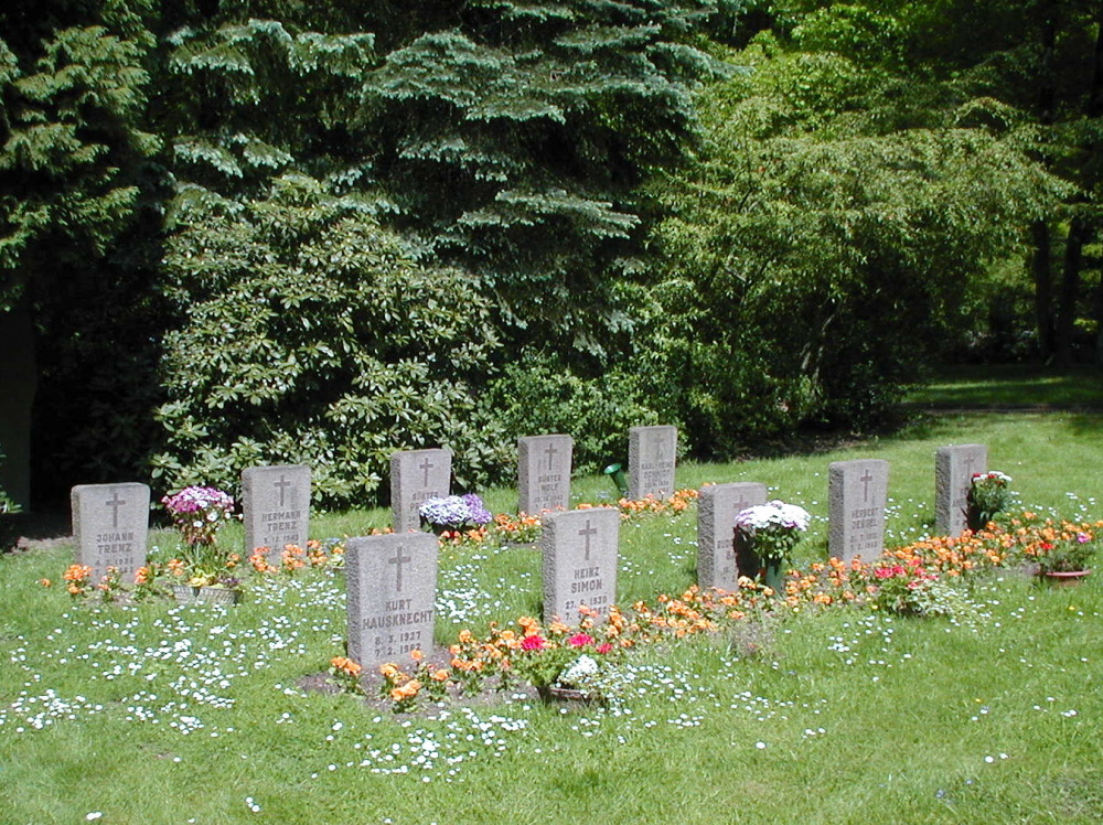 Ehrenbereich für die Opfer des Grubenunglücks auf Grube Luisenthal 1962 auf dem Friedhof Gersweiler