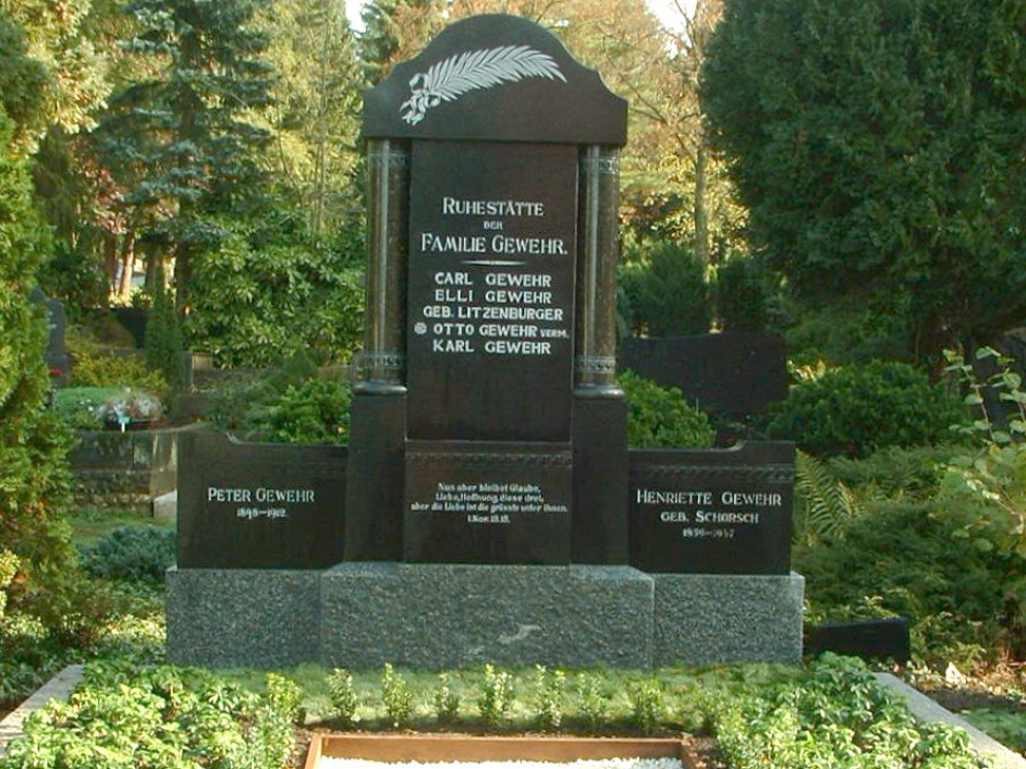Grabanlage Gewehr auf dem Friedhof Dudweiler